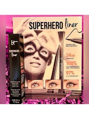 It Cosmetics Superhero Liner in Super Black